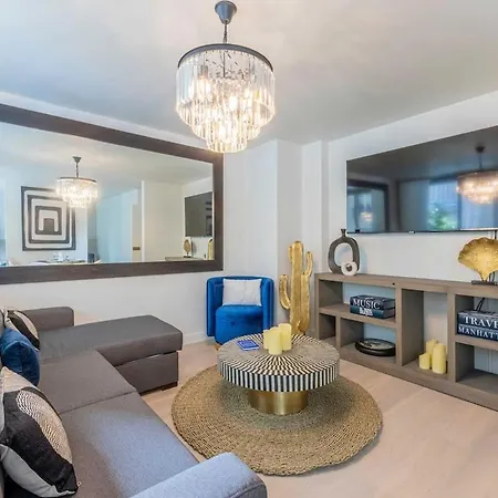 A Balcony Near The Eiffel Tower Apartamento Paris